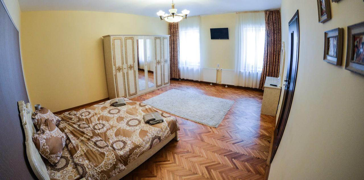 Apartment Luca Poarta Schei Brassó Kültér fotó