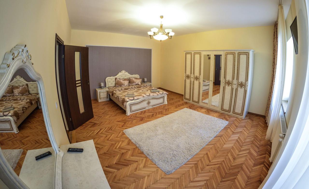 Apartment Luca Poarta Schei Brassó Kültér fotó